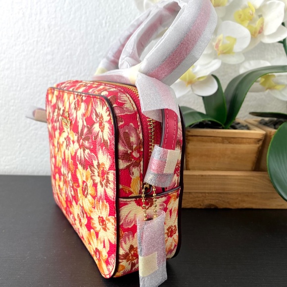 Coach Mini Camera Bag Crossbody - Picture 3 of 7